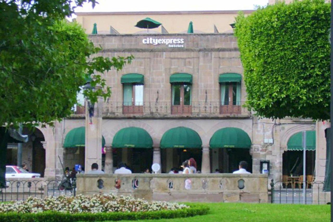 Holiday Inn Express Morelia Centro Historico Екстер'єр фото