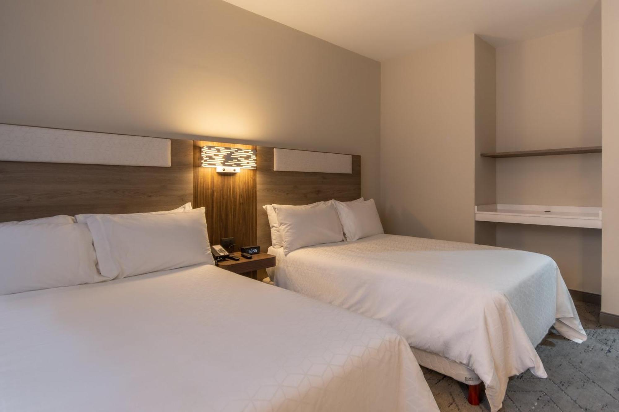 Holiday Inn Express Morelia Centro Historico Екстер'єр фото