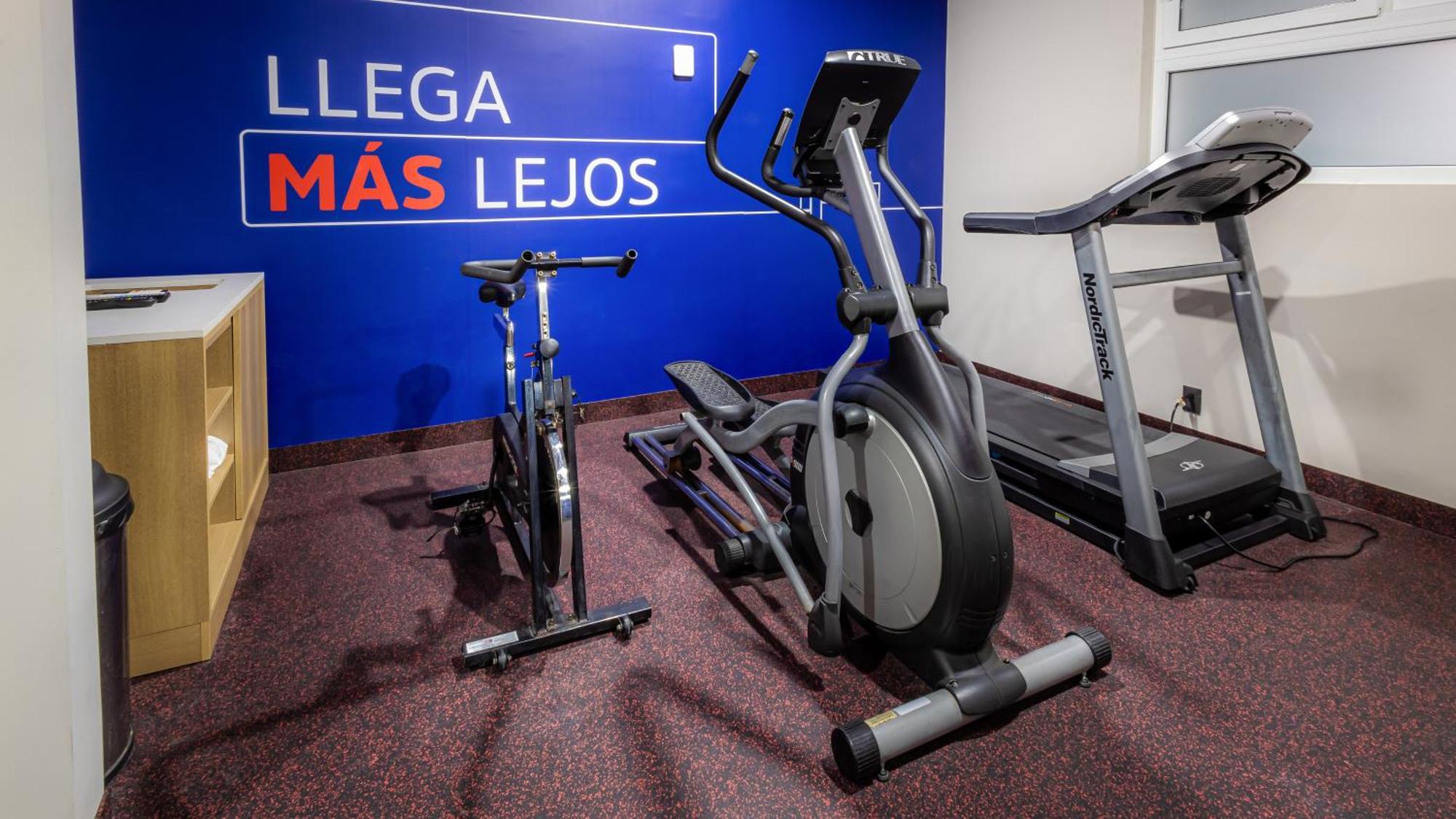 Holiday Inn Express Morelia Centro Historico Екстер'єр фото