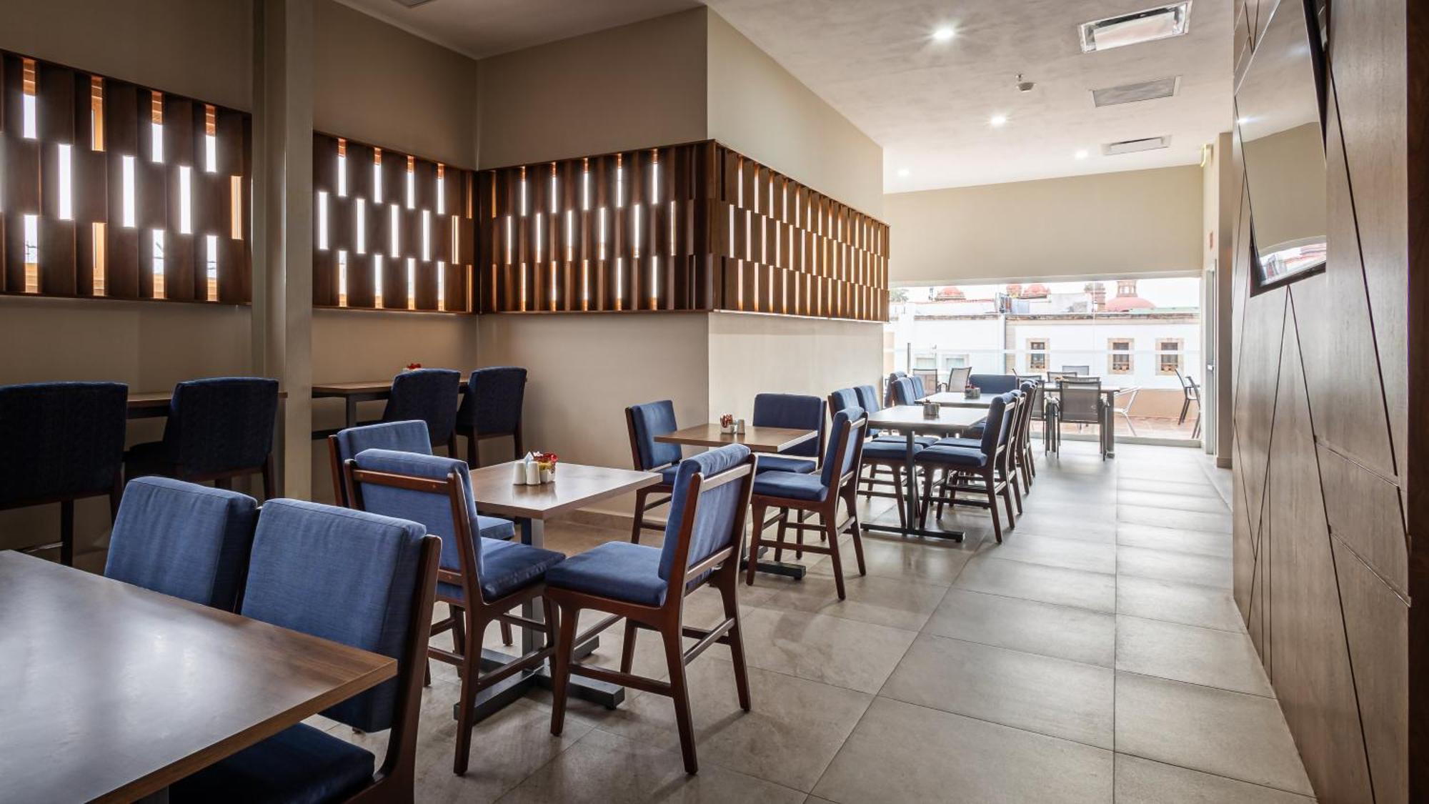Holiday Inn Express Morelia Centro Historico Екстер'єр фото