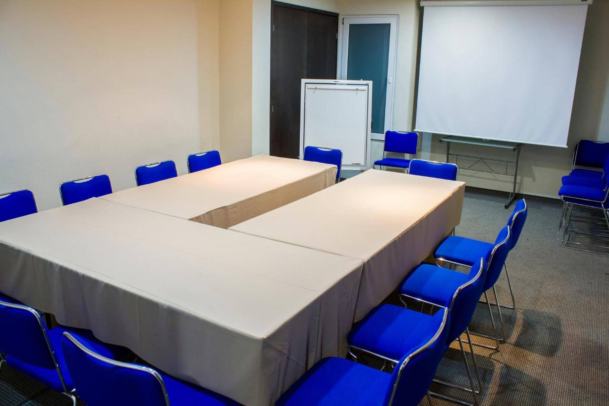 Holiday Inn Express Morelia Centro Historico Екстер'єр фото